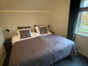 ML slaapkamer beneden