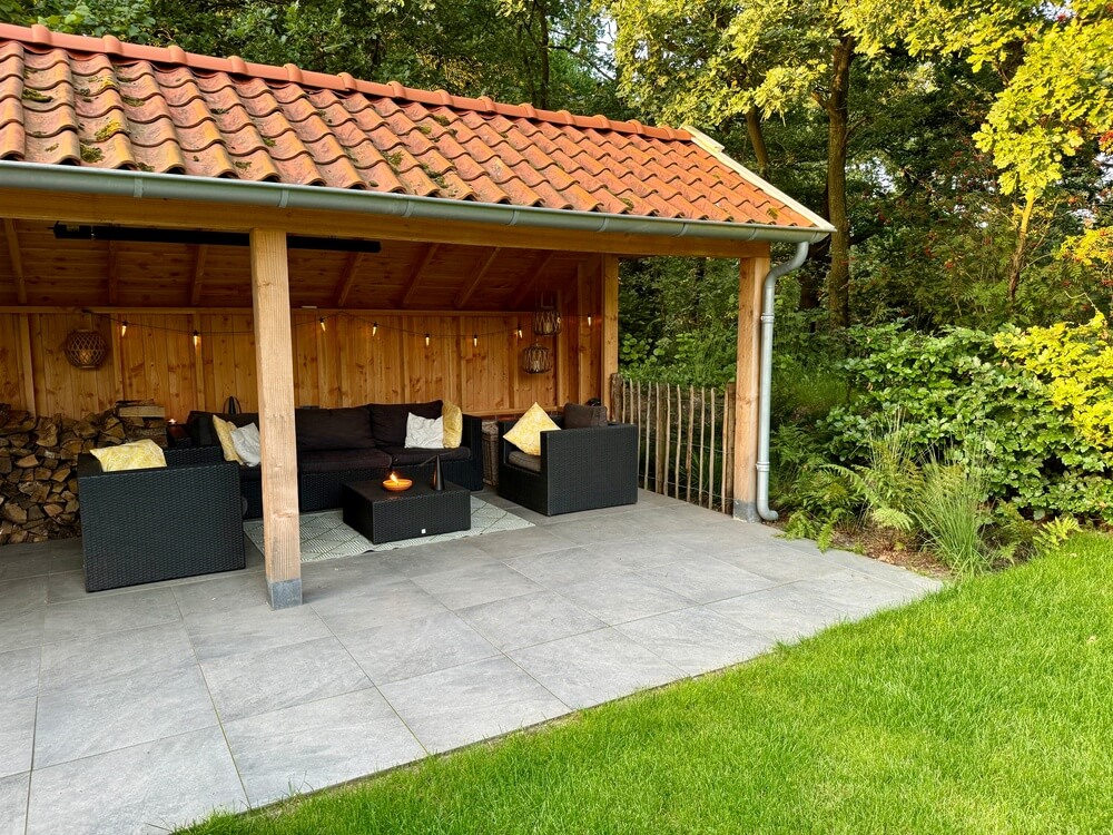 20240731_182842210_iOS